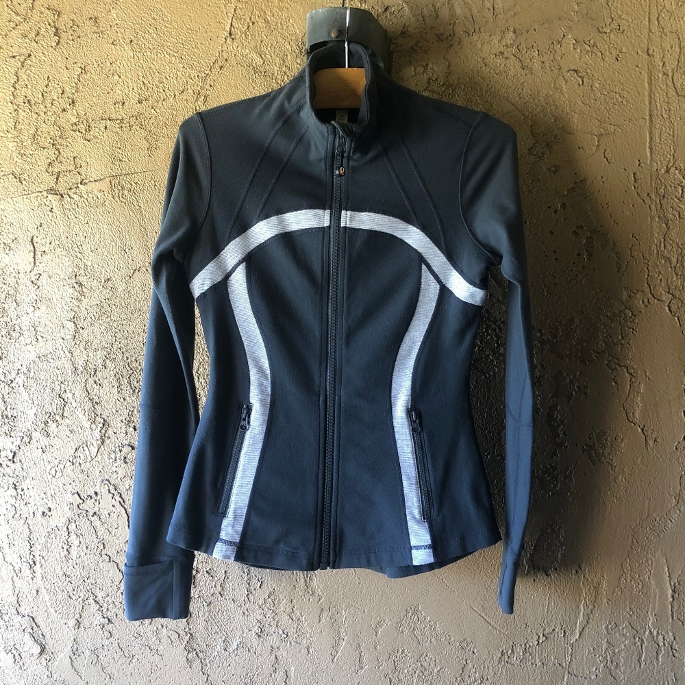 Vintage LULULEMON Stride Jacket Size 6